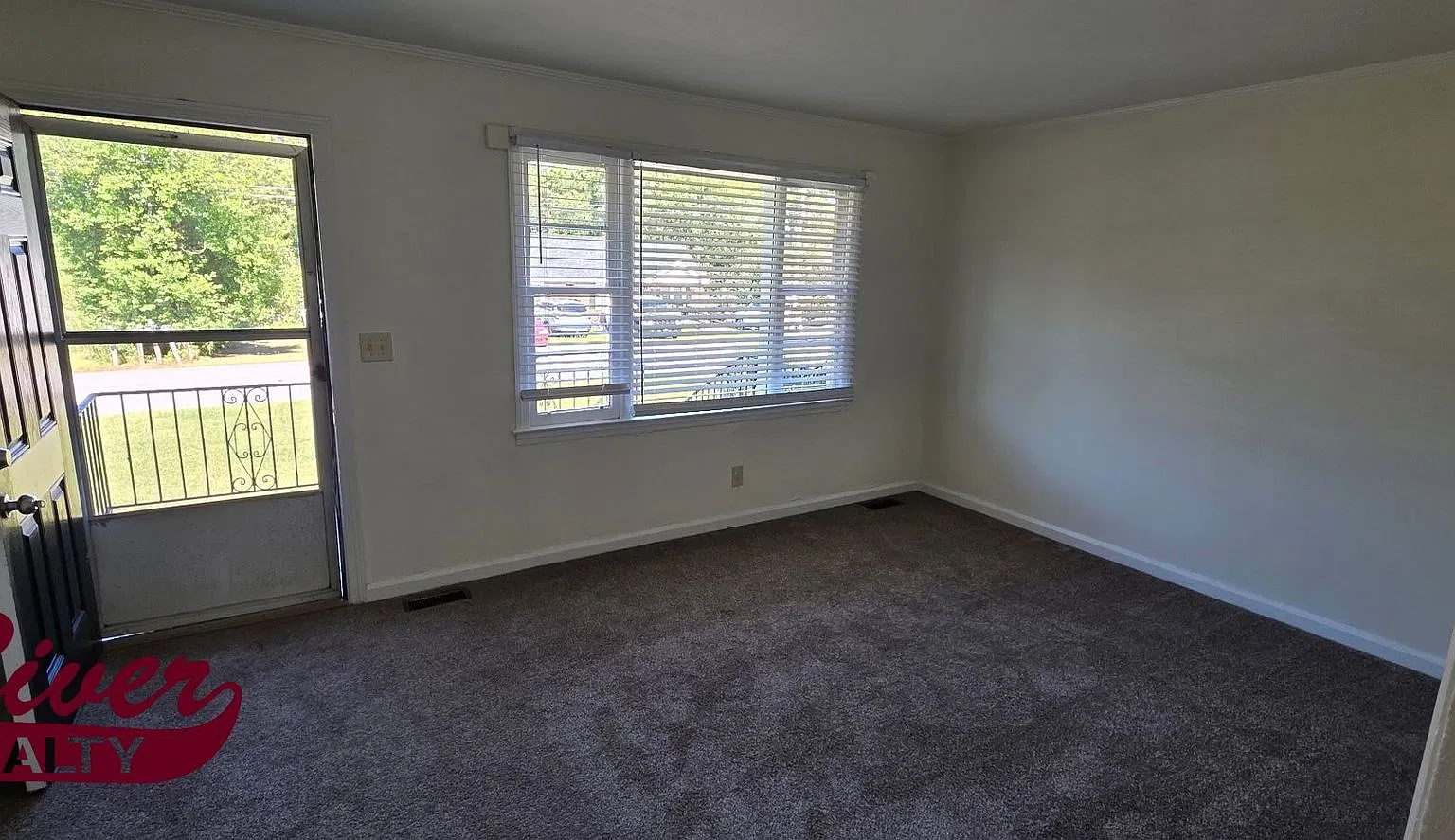 2 Bedroom 1 Bath Duplex in North Augusta — Photo 3