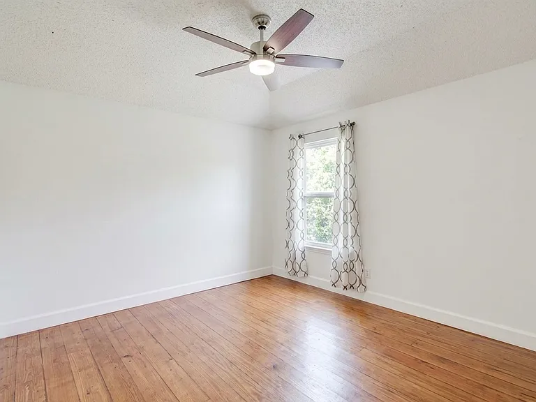 8016 Southern Pine Way — Photo 14