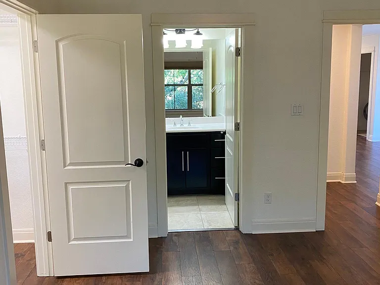 4312 Falconhead Nest Dr — Photo 32