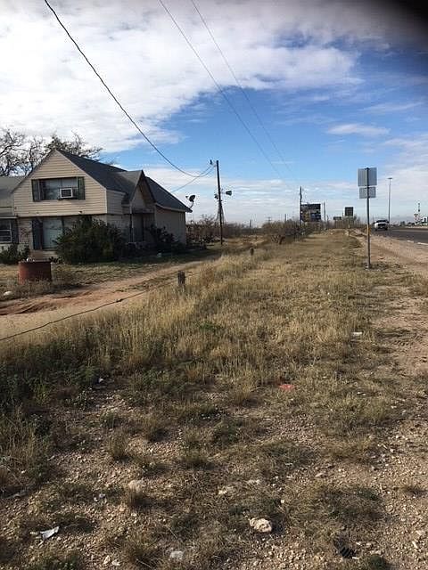 2nd image of 803 W Interstate Highway 20