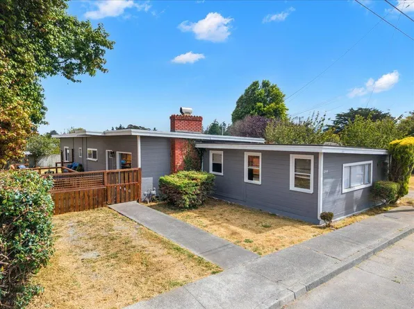 3249 17th St, Eureka, CA 95501