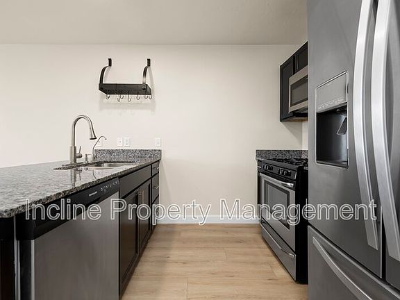 4th image of 138 E Legacy Pkwy