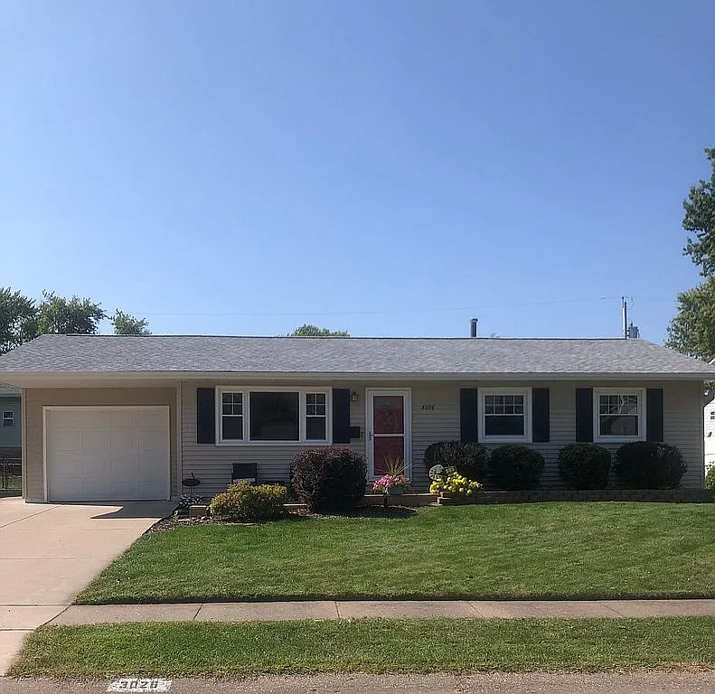 3026 Westmar Dr photo 1