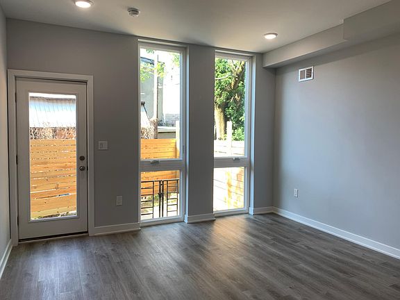 5th image of 435 W Berks St #1