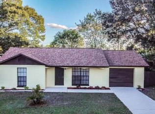 8112 Badger Ln, New Port Richey, FL 34653