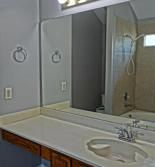 13916 Sandhurst Dr SW — Photo 13