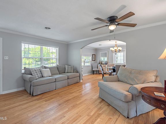 3rd image of 8432 Falcon Dr