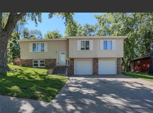 3013 Coffey Ave, Bellevue, NE 68123