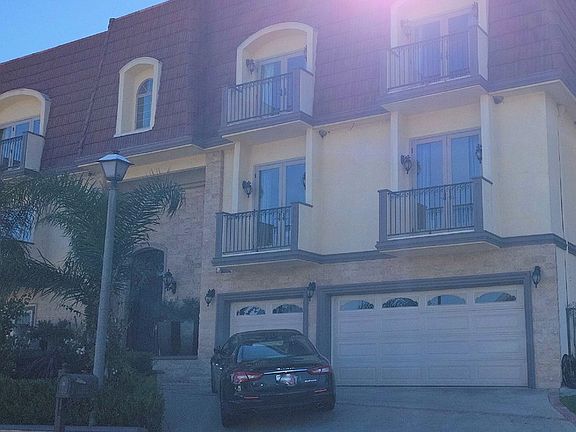 2nd image of 3391 Country Club Dr