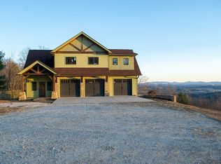 1478 Locust Grove Rd, Hendersonville, NC 28792