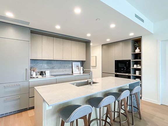 3rd image of 3963 Uplands Way #102