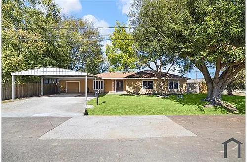 209 Stewart St Photo 1