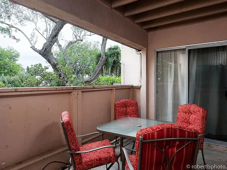 3238 Ashford St — Photo 1