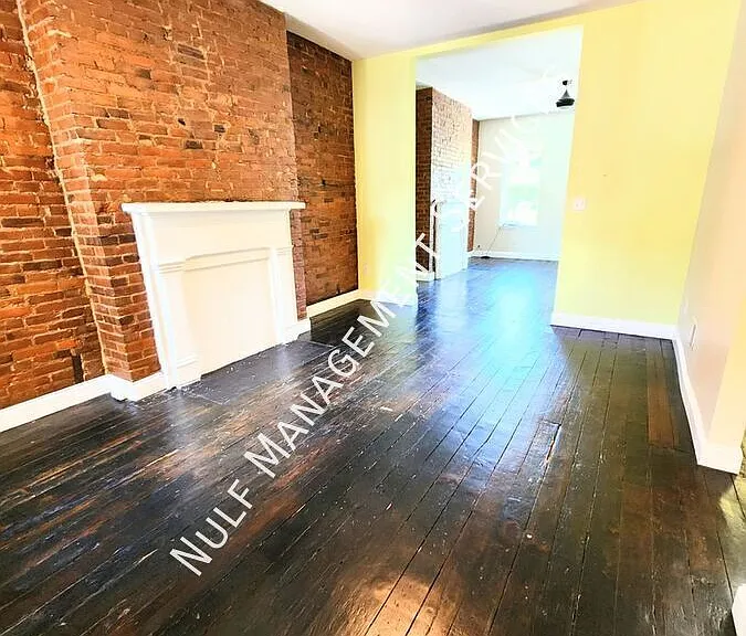 4929 Butler St #2 — Photo 3