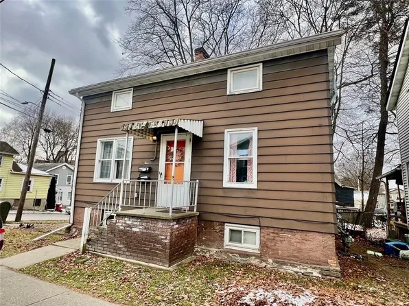 83 Paige St, Owego, NY 13827