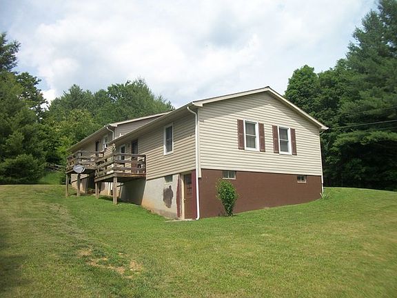 2nd image of 93 High Chaparral Ln