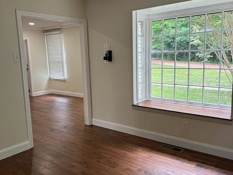 10428 Coward Mill Rd — Photo 5