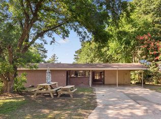 10 Maple St, England, AR 72046