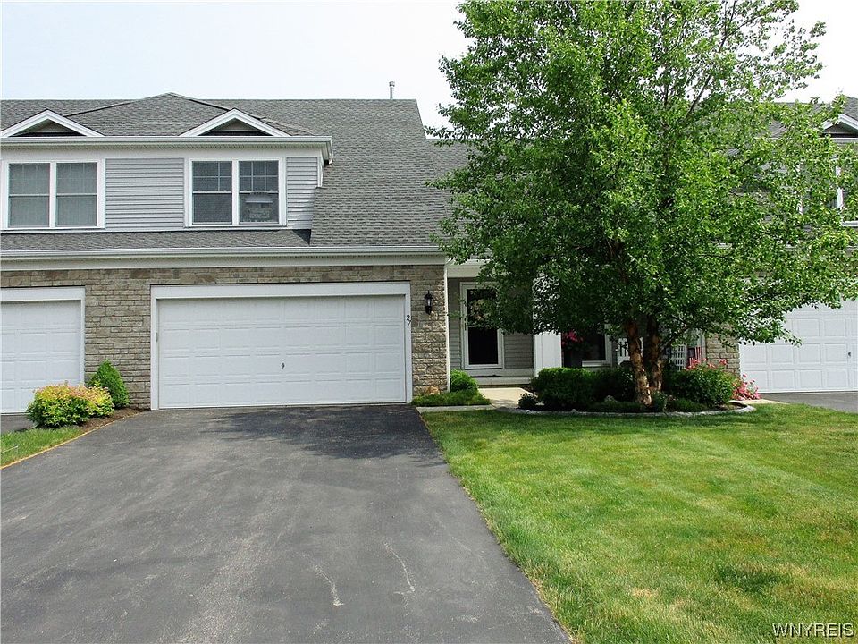 1st image of 27 Denton Dr