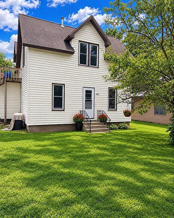 1st image of 107 Park Road #2