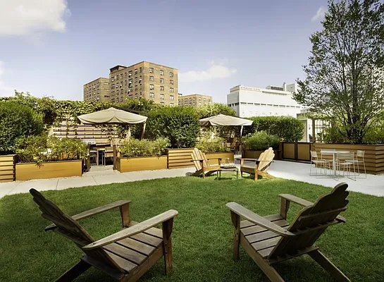 Sold by Compass | media 10