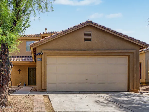 697 W Cholla Crest Dr, Green Valley, AZ 85614