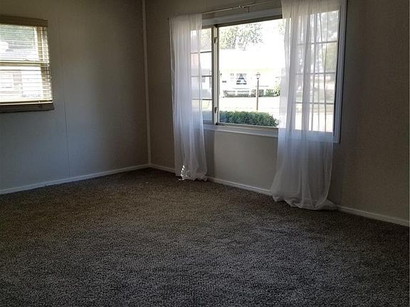4th image of 104 Forestwood Ave