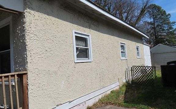 3rd image of 2532 Ballentine Blvd