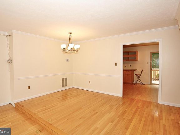 5th image of 857 Flagler Dr