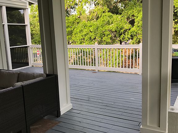 3rd image of 418 Ruskin Ave