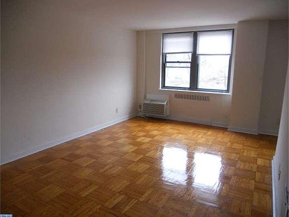 4th image of 2601 Pennsylvania Ave APT 248
