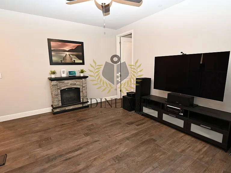 1439 E Via Albero Dr — Photo 25