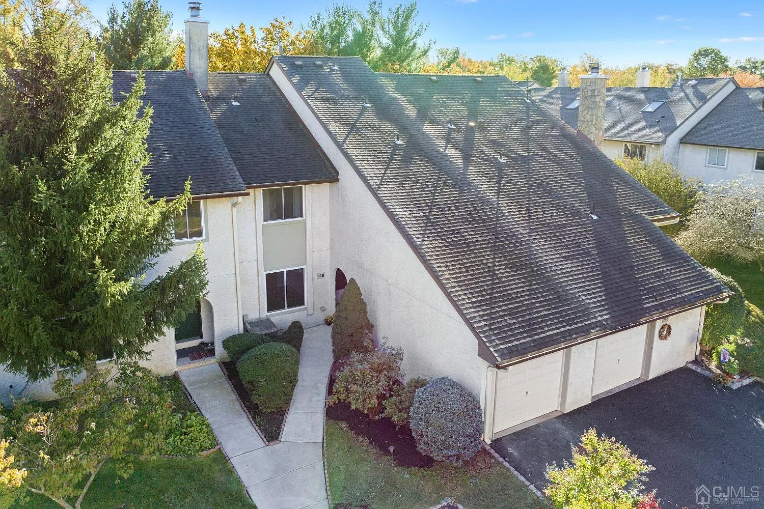 149 Tennyson Dr photo 1