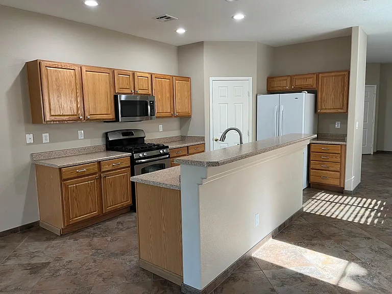 8908 Happy Stream Ave — Photo 6