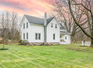 4434 New Rd, Williamson, NY 14589