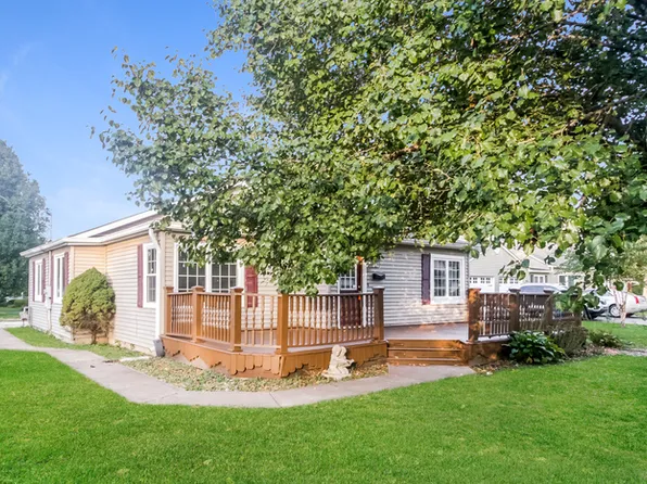 102 Green Acre Dr, Brownsburg, IN 46112