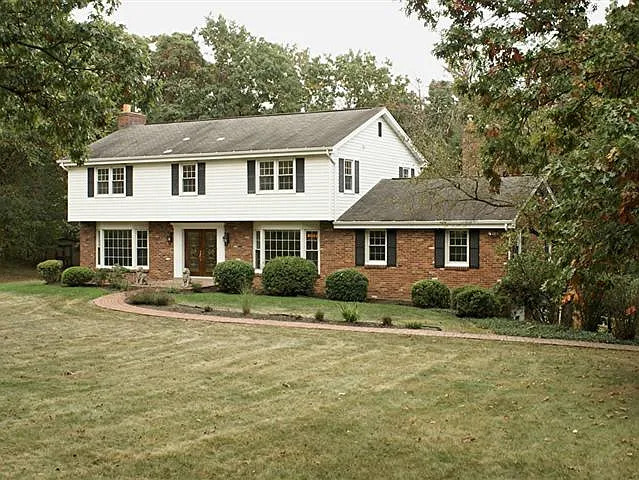 119 Nantucket Dr photo 1