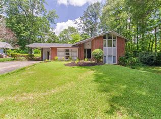 33 Parks Ave, Newnan, GA 30263