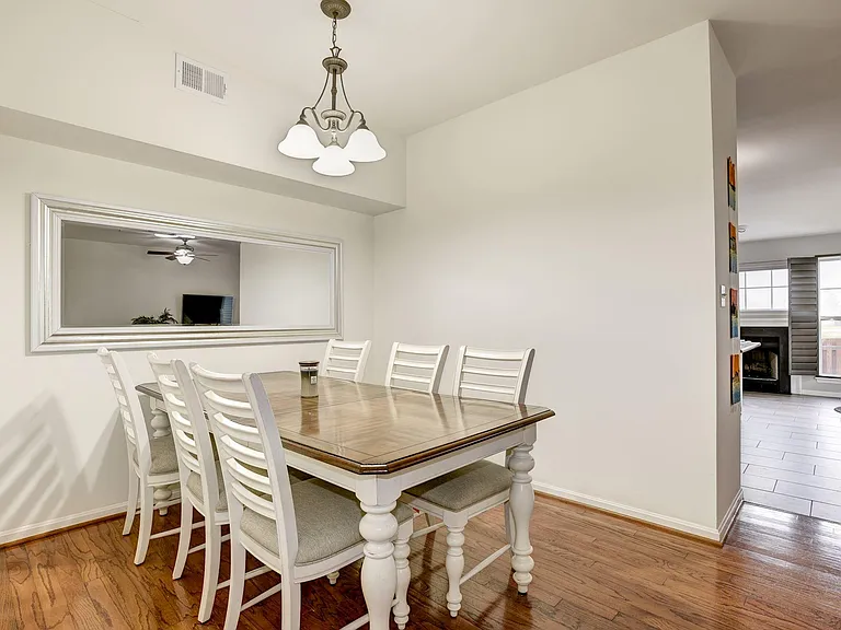 44218 Shady Glen Ter — Photo 3