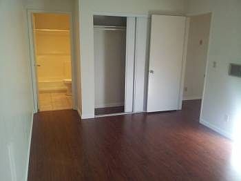 5th image of 2220 Palermo Dr APT 22