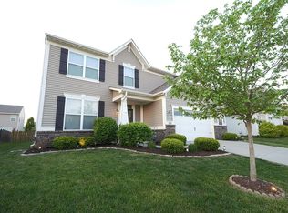 1232 Old Vines Trl, Greenwood, IN 46143