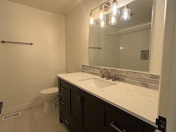 3rd image of 3068 S Marie Cir