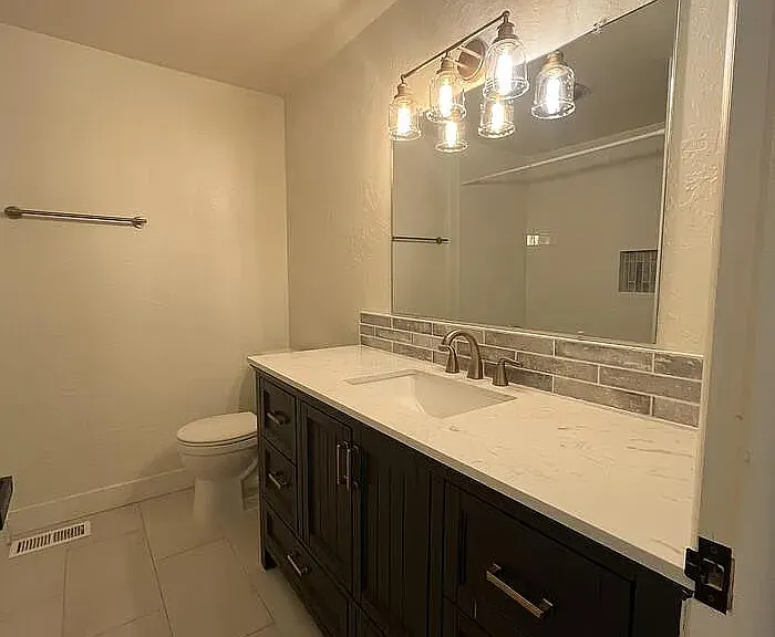3068 S Marie Cir — Photo 3
