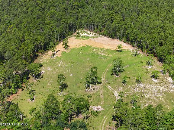 2nd image of 150 Ridgecrest Road
