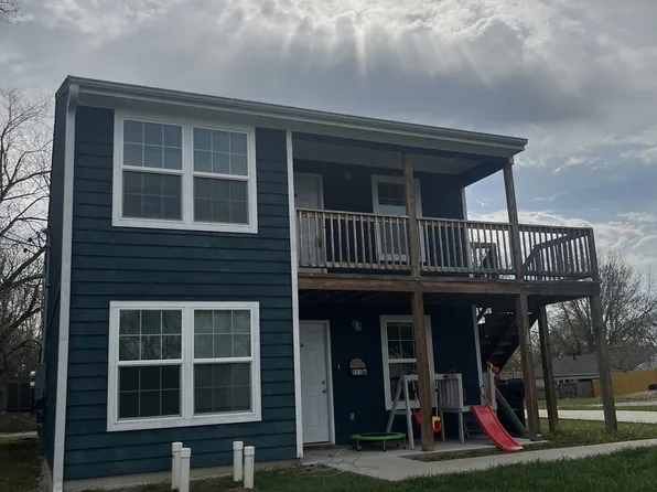 511 N Main St APT B, Warrensburg, MO 64093