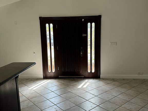 5th image of 6251 Oakdale Ave