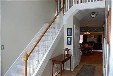 3rd image of 6062 Independence Dr