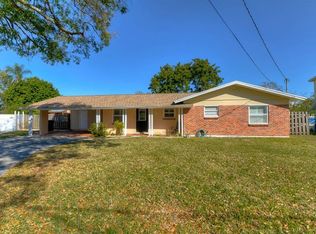 8713 Driftwood Dr, Tampa, FL 33615