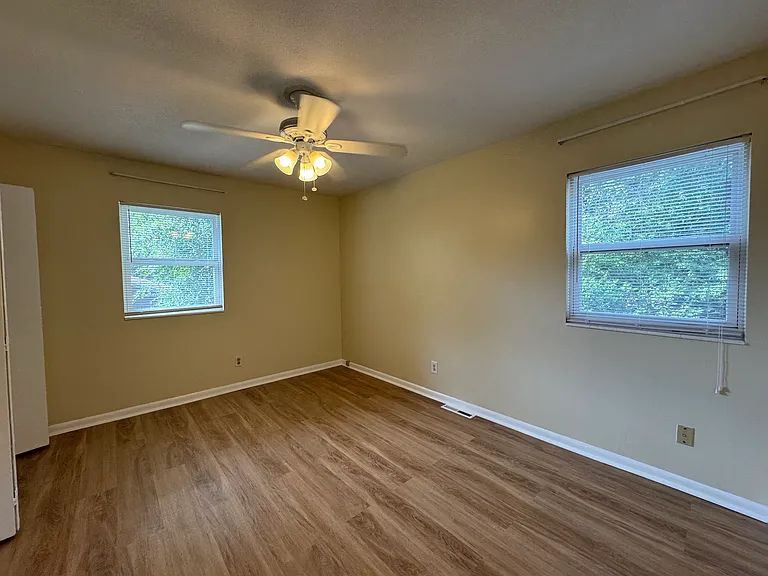 1108 Carissa Dr — Photo 16