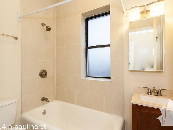 4th image of 4614 N Paulina St #1224